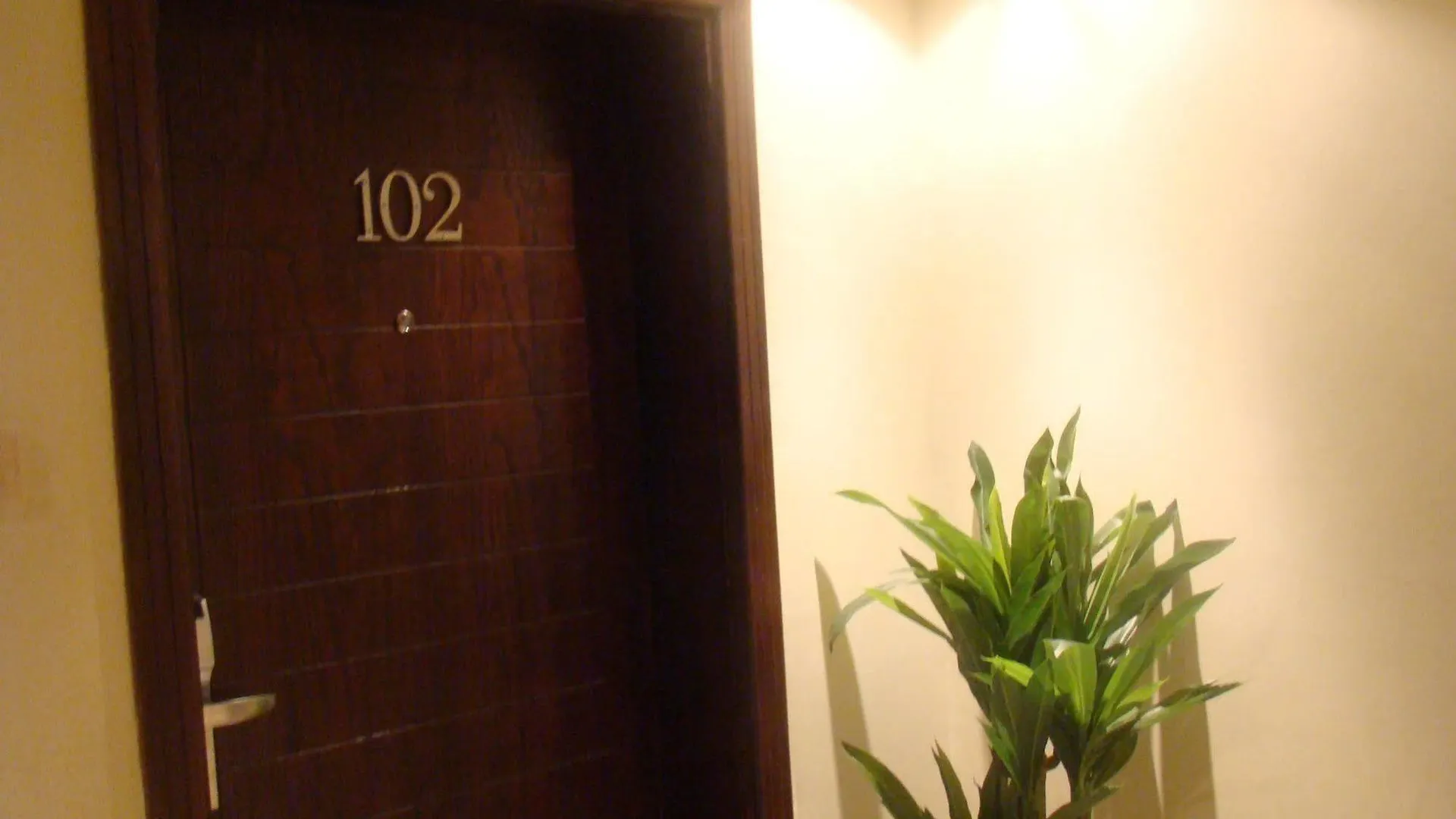 Golden Park Hotel Apartments Jeddah 3*,